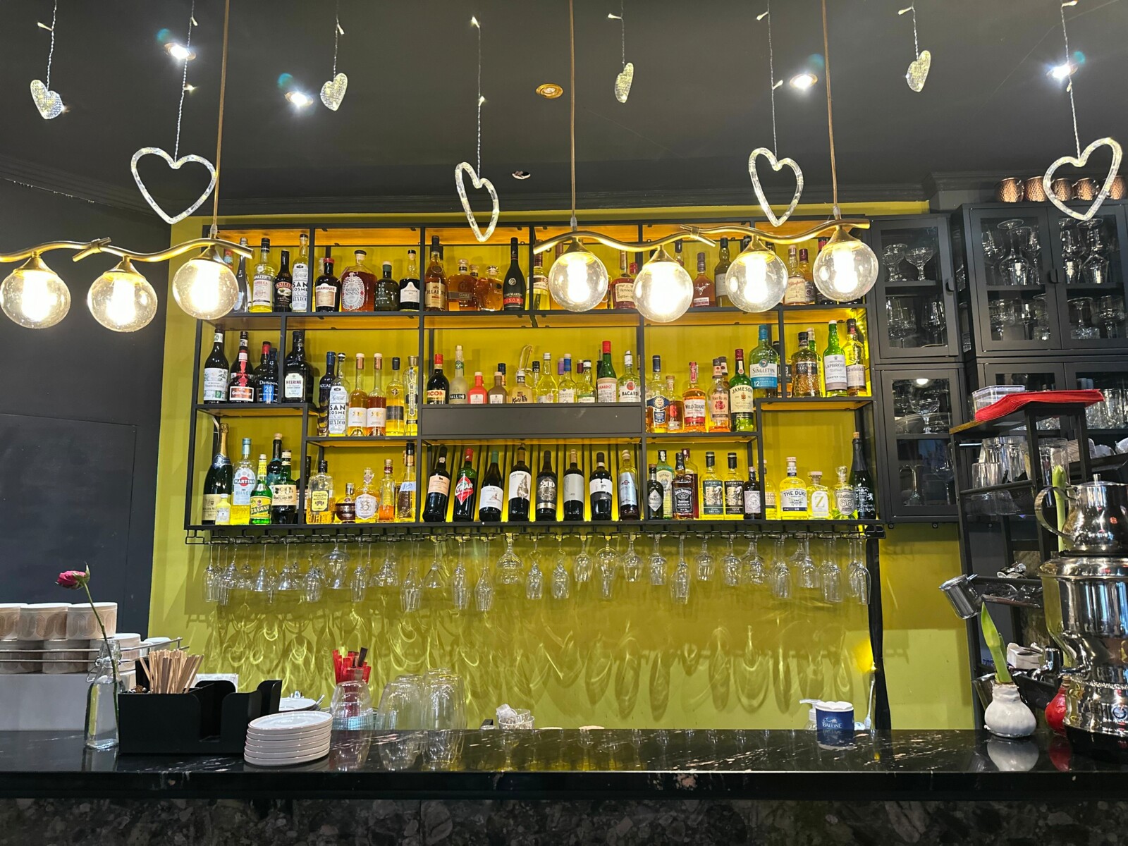 Bar counter and lights inside 8 LIGHTS